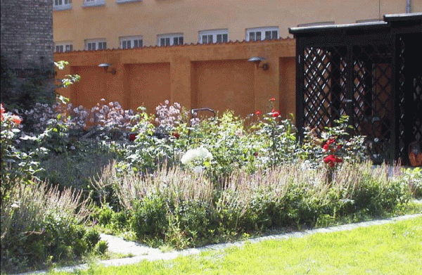Valkendorfs Kollegium: Restaurering af havemur og have