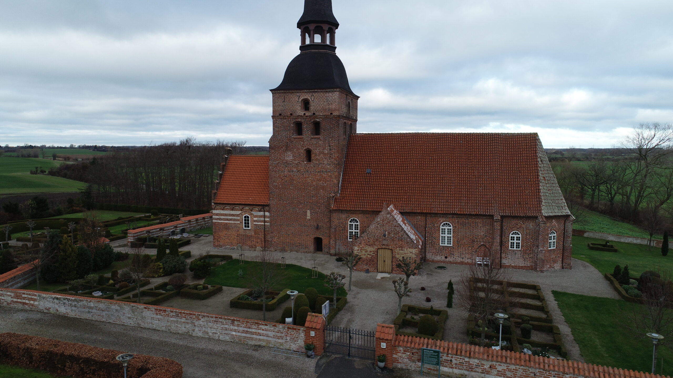 Bertelsen & Scheving - Kippinge Kirke - restaurering